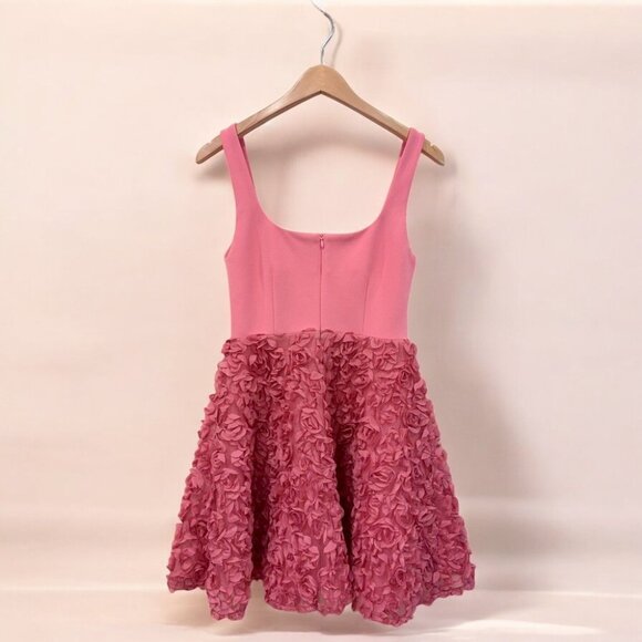 NWT Elliatt Admiration 3D Rose Mini Dress - Picture 4 of 10
